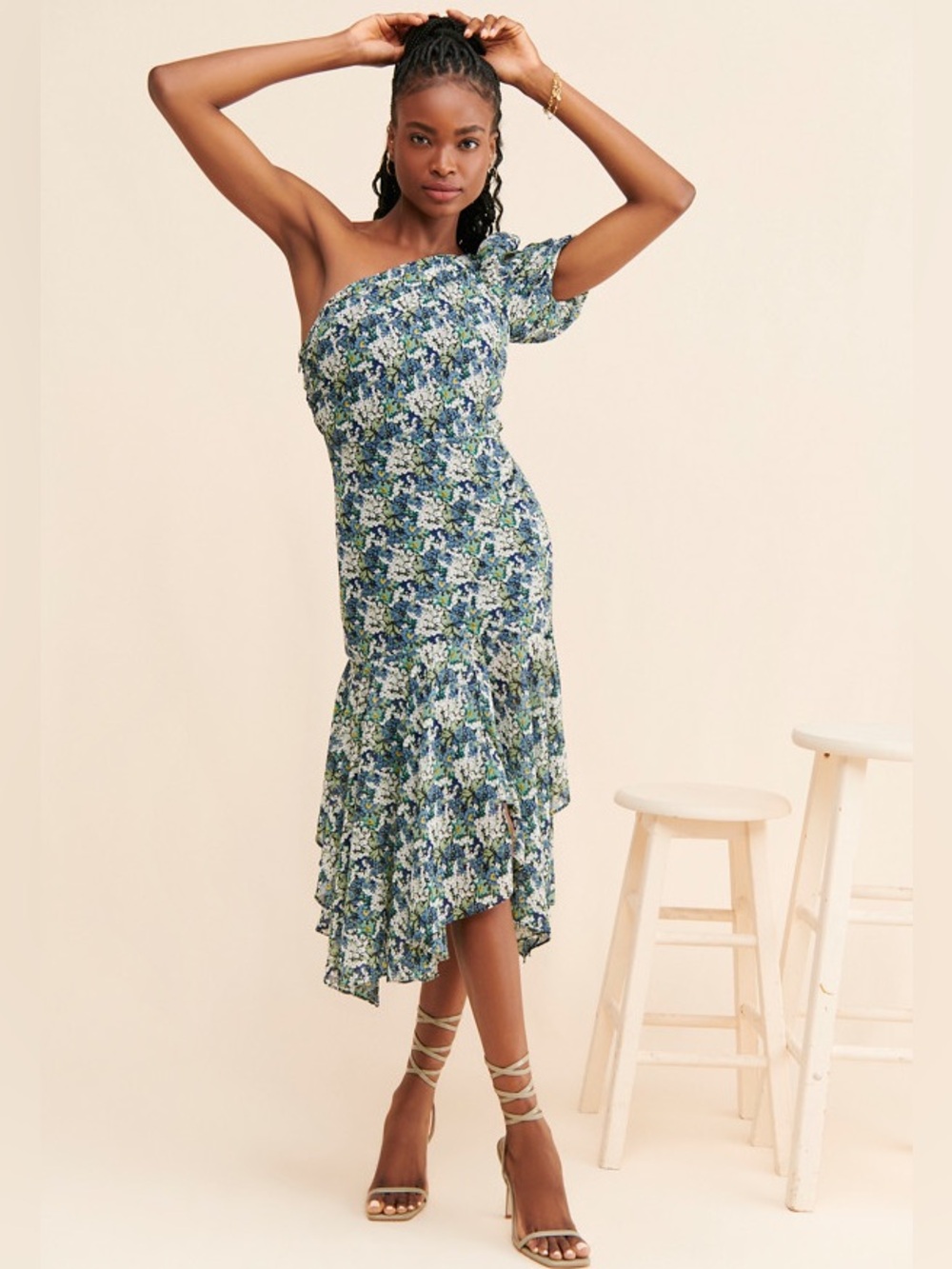 Astr The Label Santorini One-Shoulder Hi-Low Midi Dress Blue Green Floral Sz S